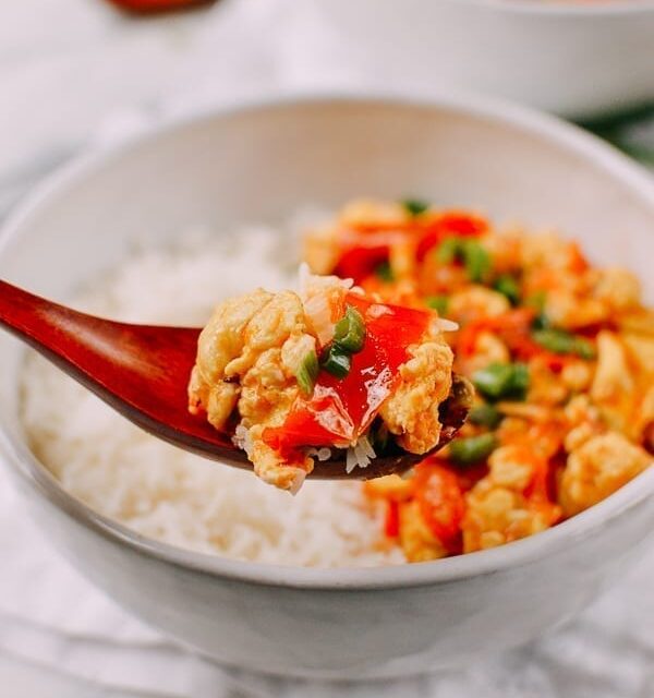 Thai Egg Stir-Fry with Tomatoes