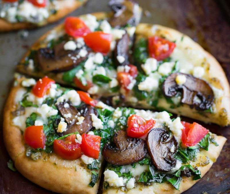 Breakfast Pita Pizza