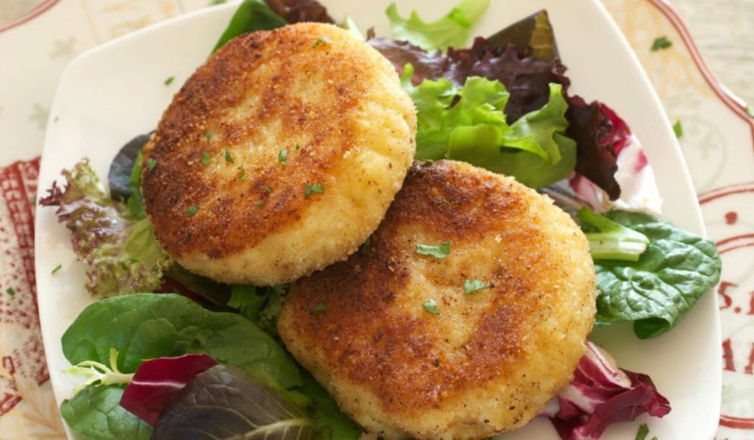 Veggie Risotto Cakes with Horseradish Sour Cream