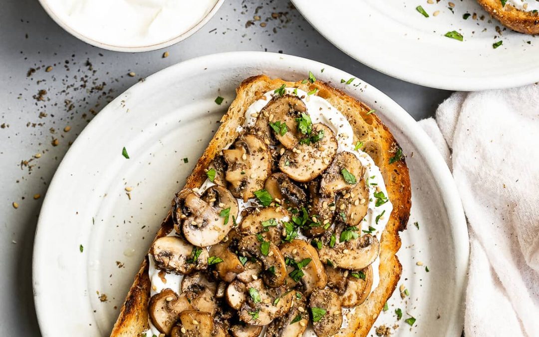 Mushrooms on toast