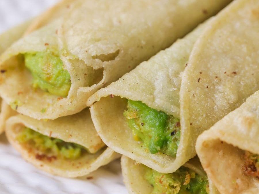 Avocado tacos (flautas)