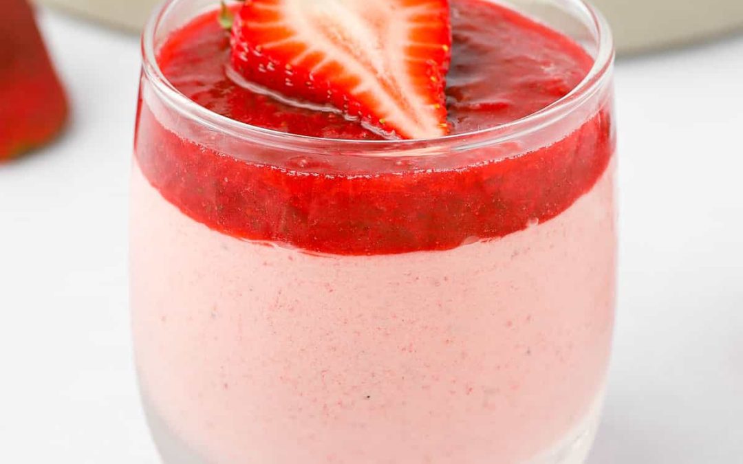 Frozen strawberry mousse