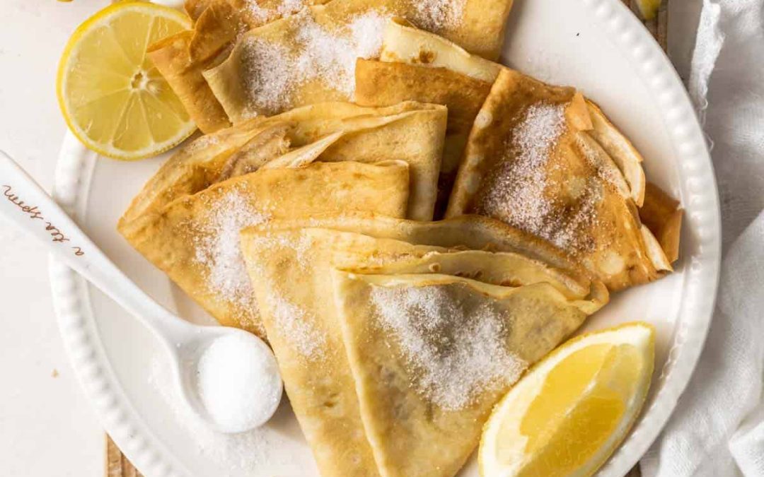 Fresh lemon dessert crêpes